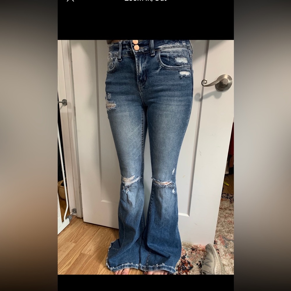 Flying Monkey flare distressed jeans sz 25 Long buckle